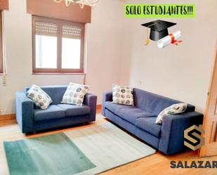 Sala d'estar de Pis de lloguer en Bilbao  amb Calefacció