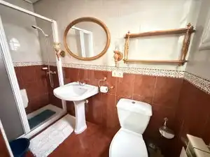 Baño de Piso en venta en Palencia con Calefacción y Amueblado