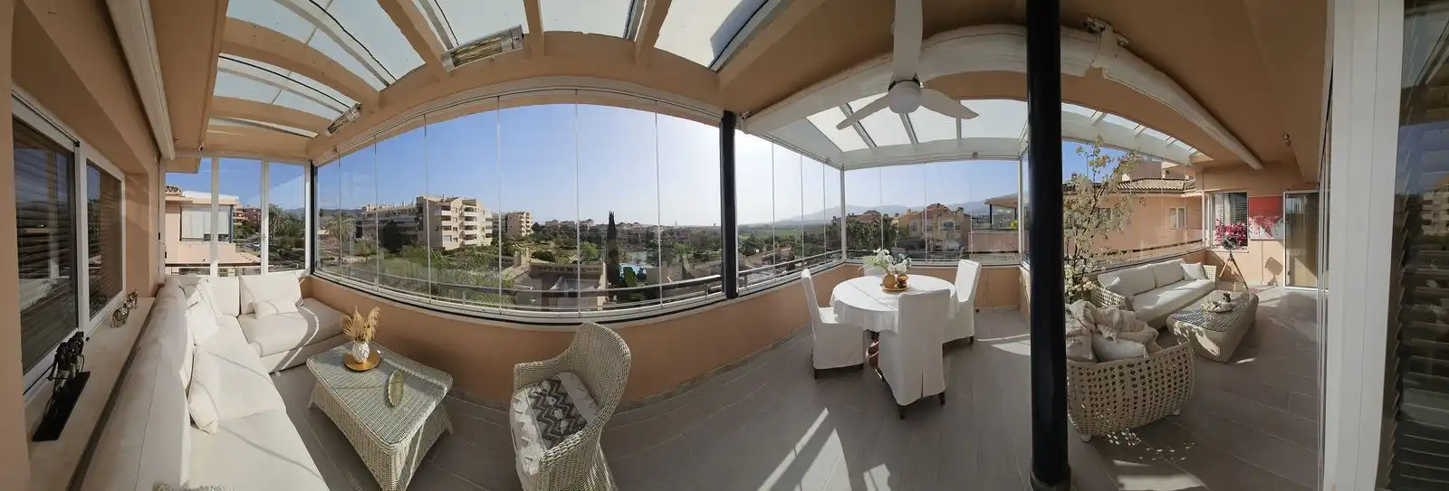 Terrassa de Àtic en venda en Alhaurín de la Torre amb Piscina