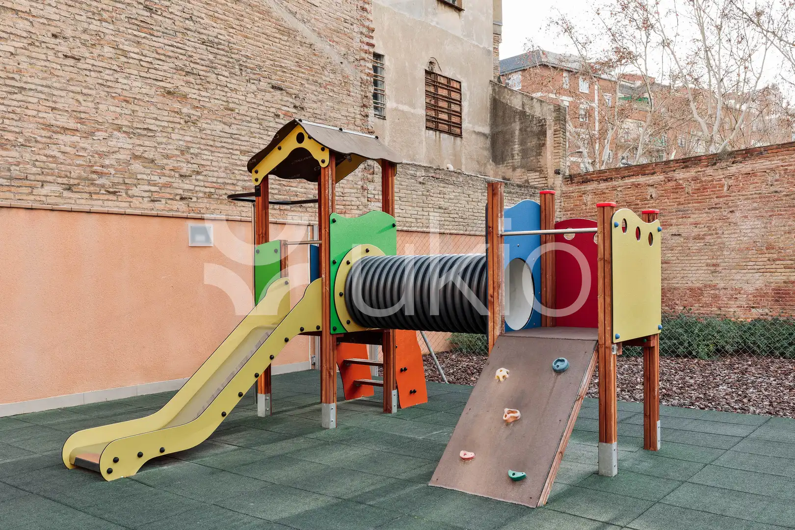 Mini appartamento con terrazza in affitto a Carrer de Morales, imagen 26