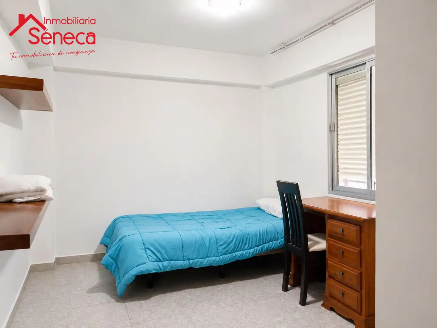 Schlafzimmer von Wohnung zum Verkauf in Córdoba mit Klimaanlage, Terrasse und Möbliert