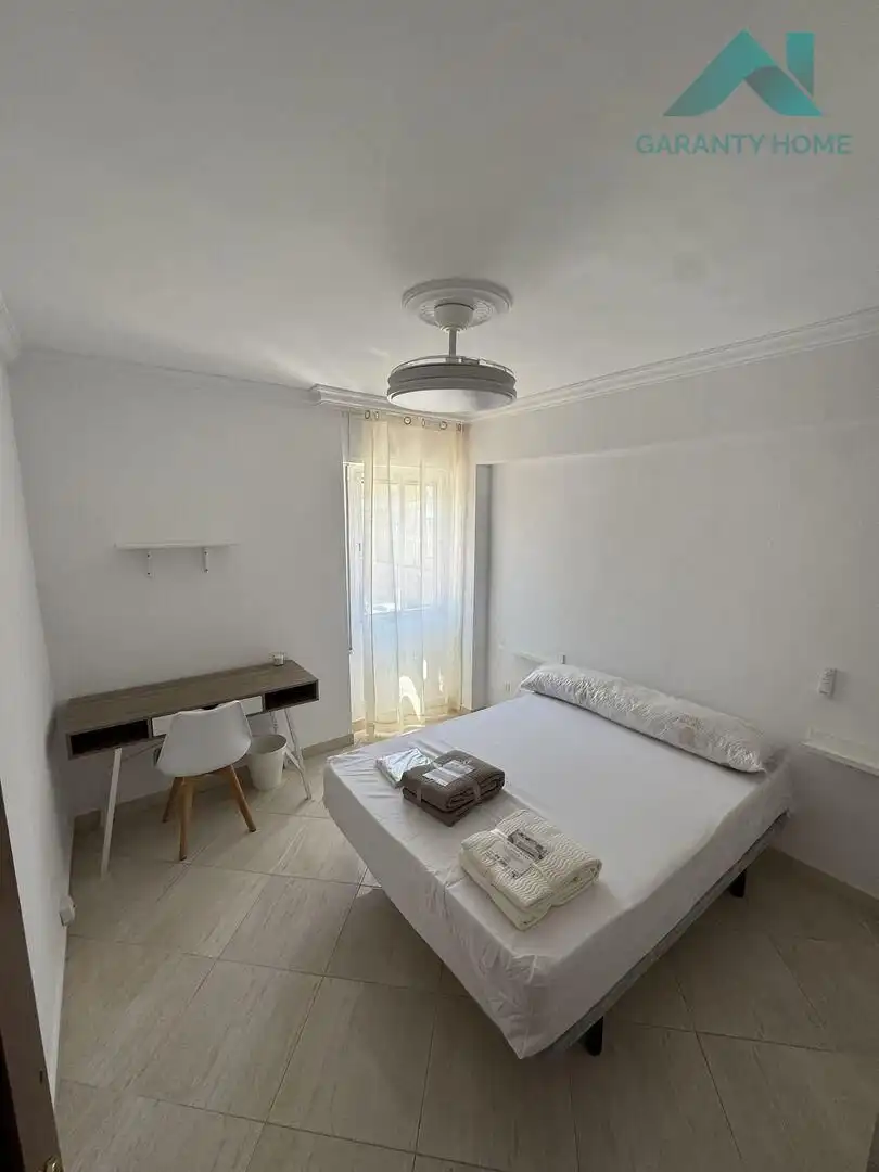Habitación de Piso de alquiler en Sevilla con Aire acondicionado, Calefacción y Parquet