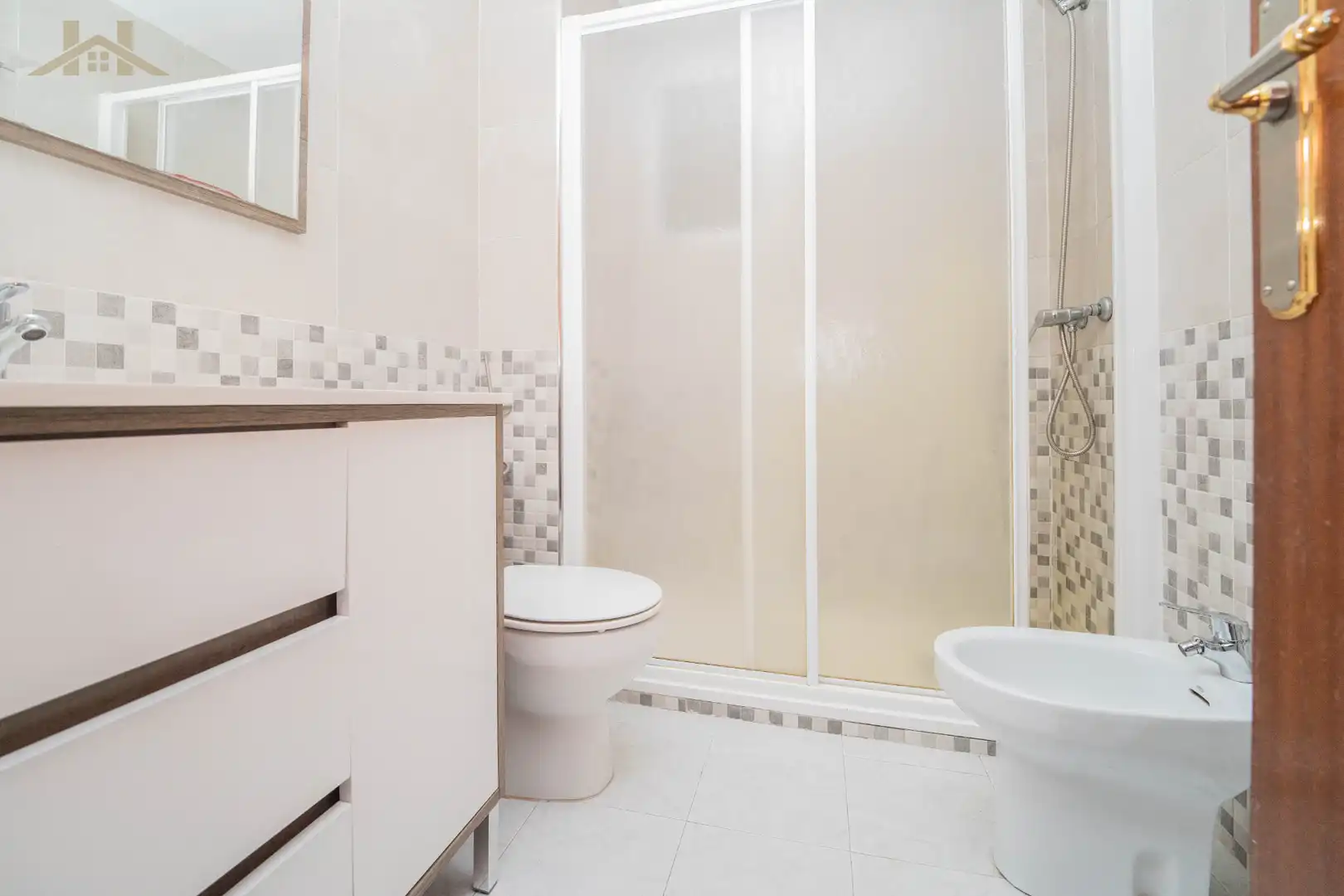 Bathroom of Flat for sale in Torrejón de Ardoz  with Furnished