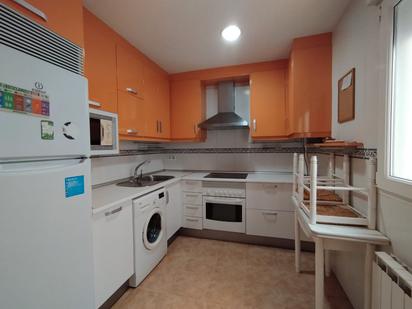 Cuina de Pis en venda en Tomelloso amb Aire condicionat, Terrassa i Moblat