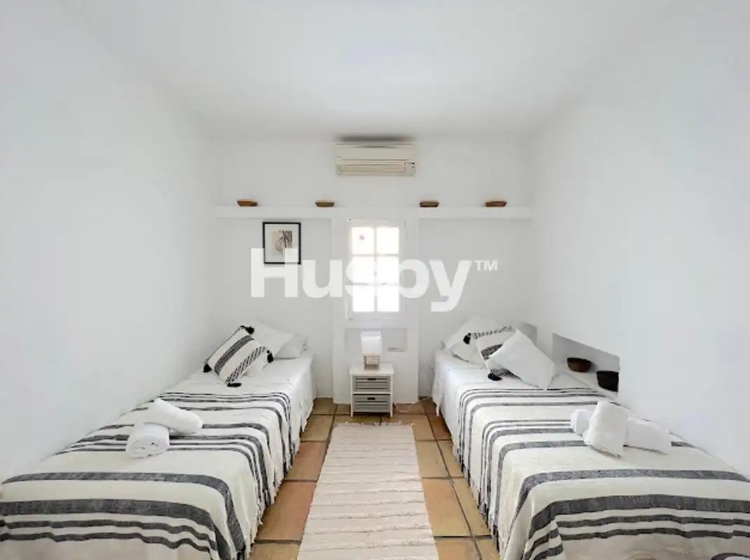 Casa con piscina en venta en Carrer Guillem De Montgri, imagen 31