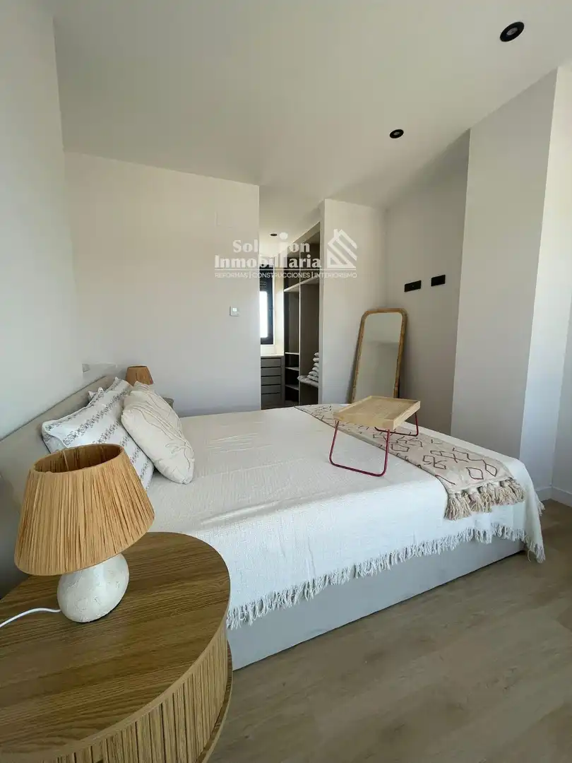 Casa adosada en venta en CALLE PEÑALARA, 14, Carbajosa de la Sagrada