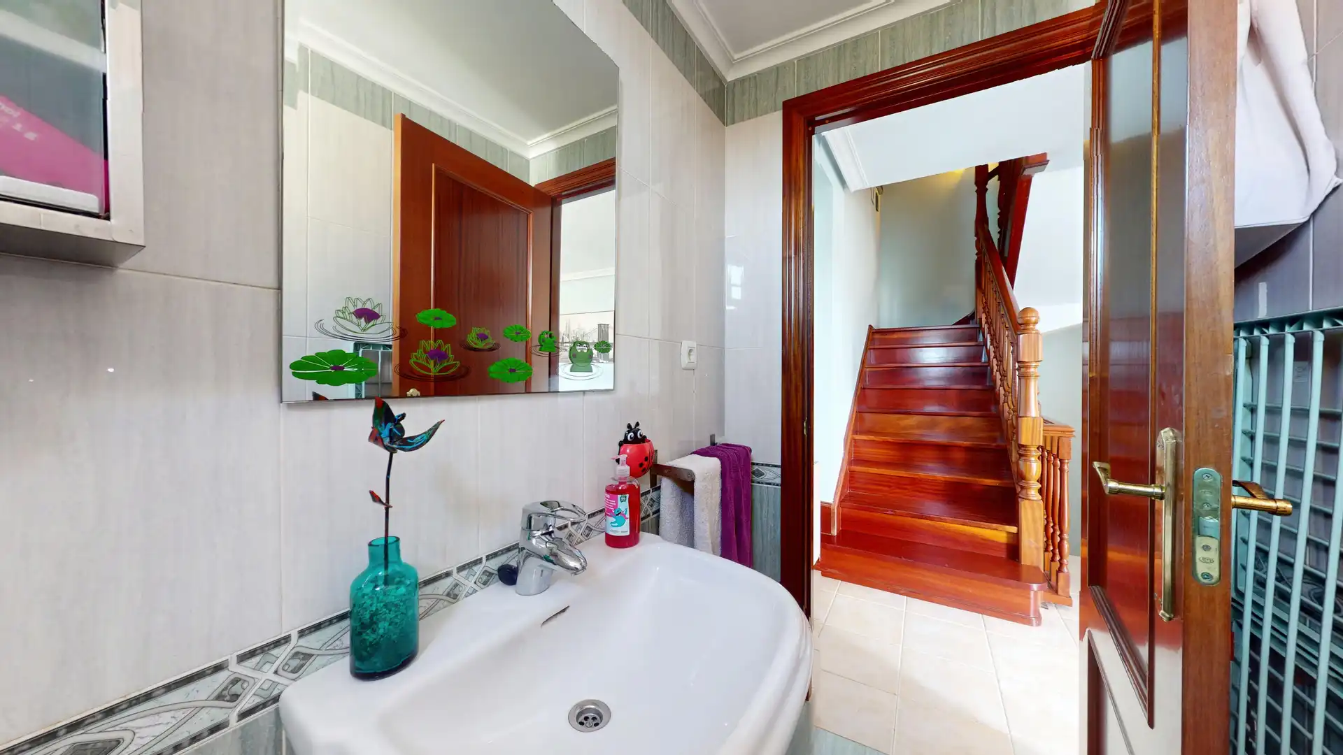 Casa a schiera con terrazza in vendita a Barrio Islares, imagen 2