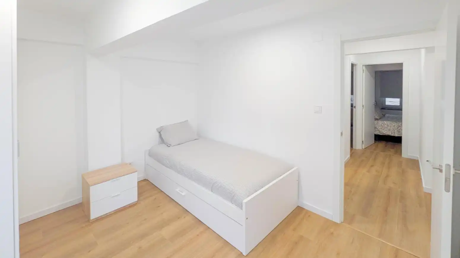 Habitación de Piso de alquiler en Santander con Amueblado