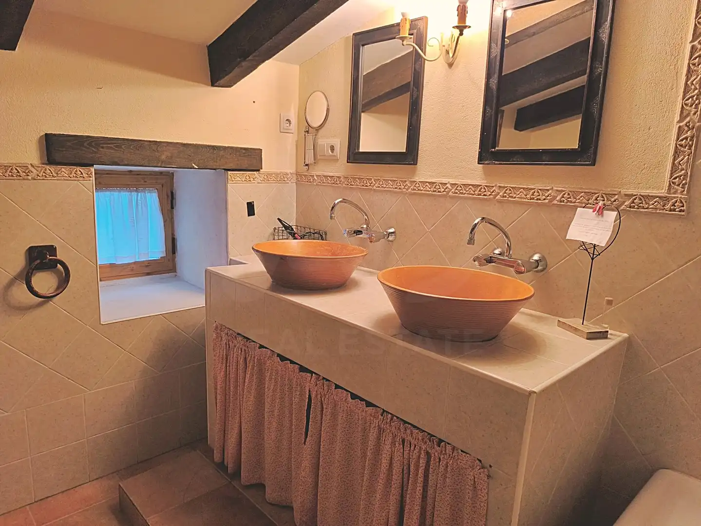 Baño de Finca rústica en venta en Medinaceli con Calefacción y Terraza