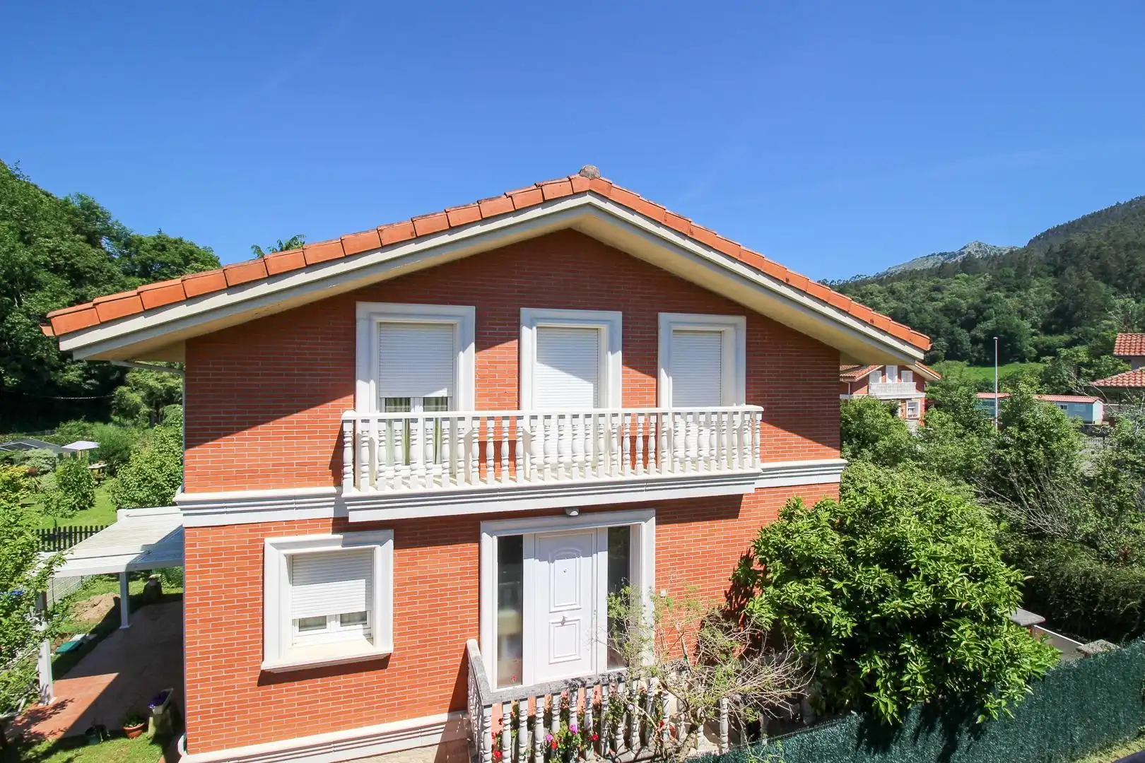 Vista exterior de Casa o chalet en venta en Guriezo con Calefacción, Jardín privado y Parquet