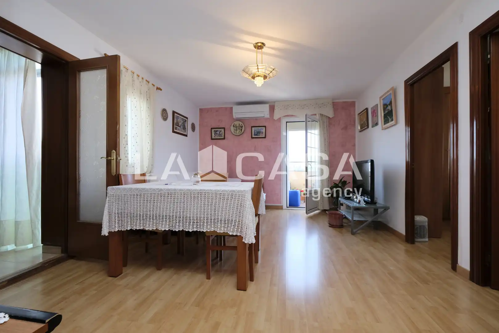 Sala d'estar de Pis en venda en Barcelona amb Balcó