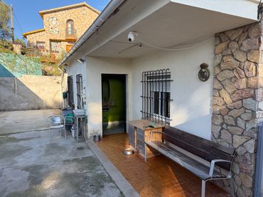 Chalet con jardín en venta en Riells i Viabrea