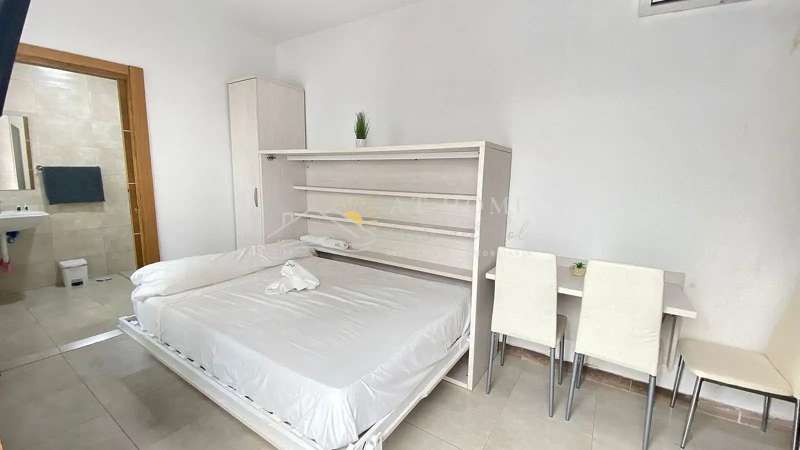 Habitación de Casa o chalet en venta en Torrox con Terraza y Microondas