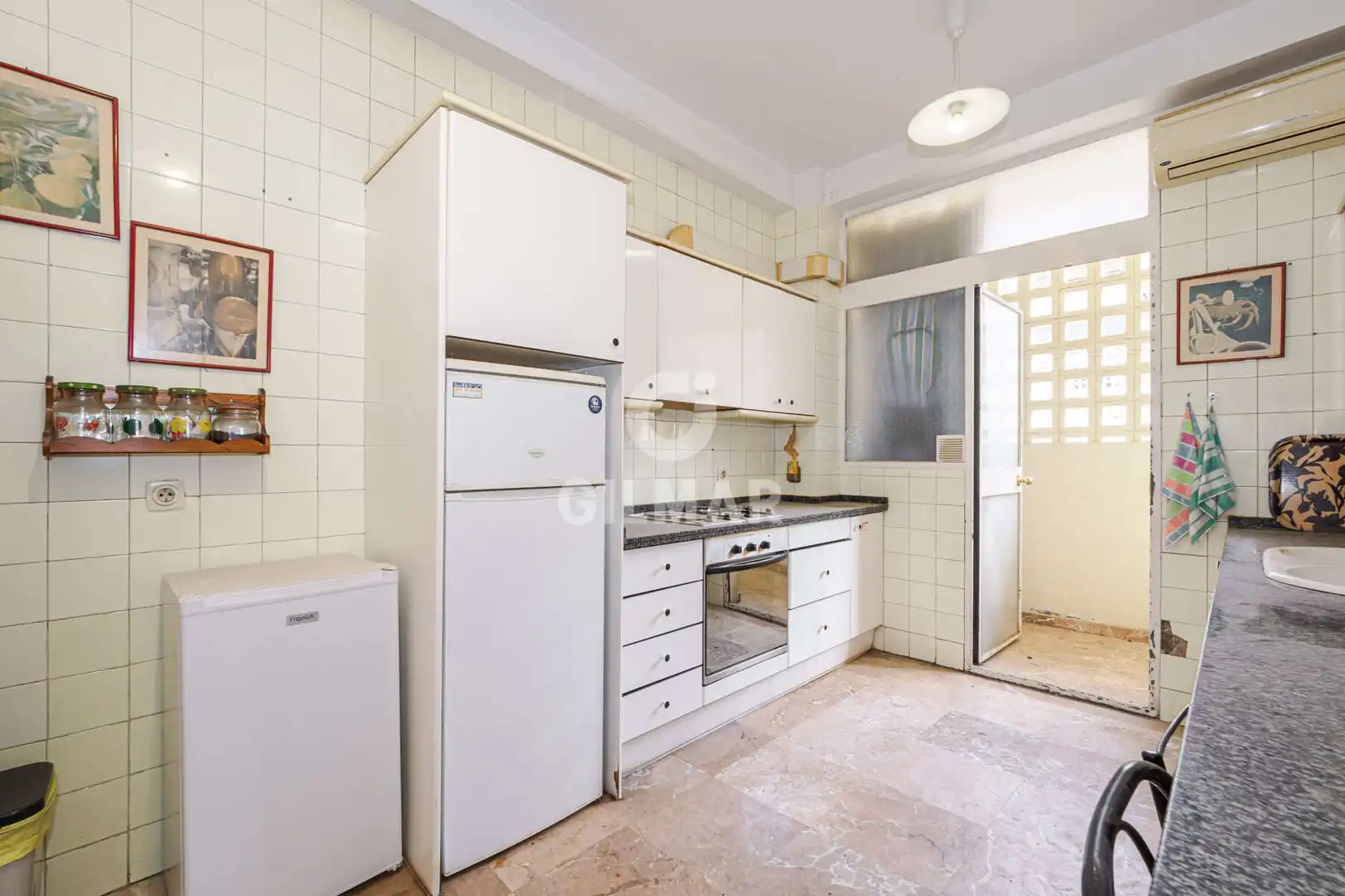 Kitchen of Flat for sale in Sevilla  with Heating and Storage room