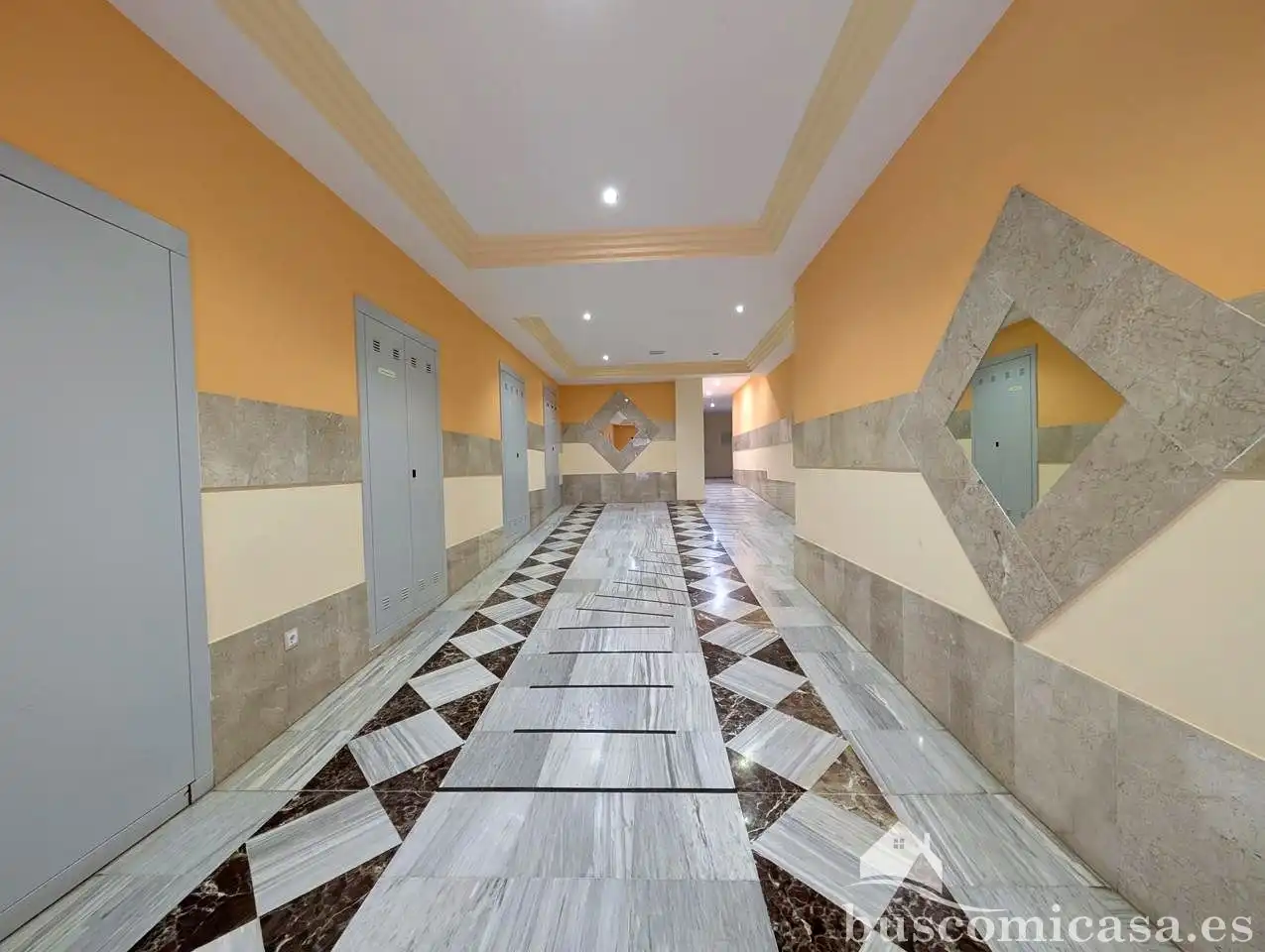 Planta baja en venta en Linares con Aire acondicionado, Calefacción y Trastero