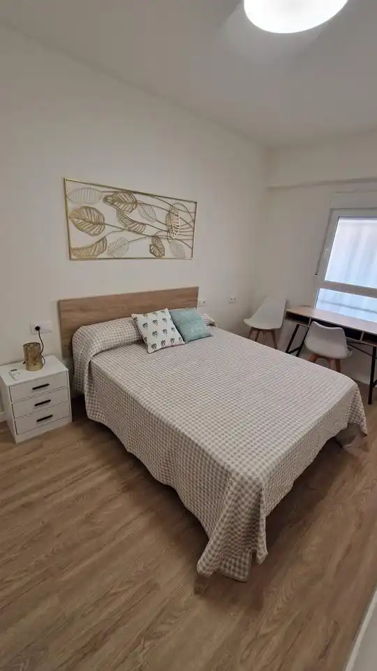 Schlafzimmer von Wohnung zur Miete in Moncada mit Klimaanlage, Terrasse und Möbliert