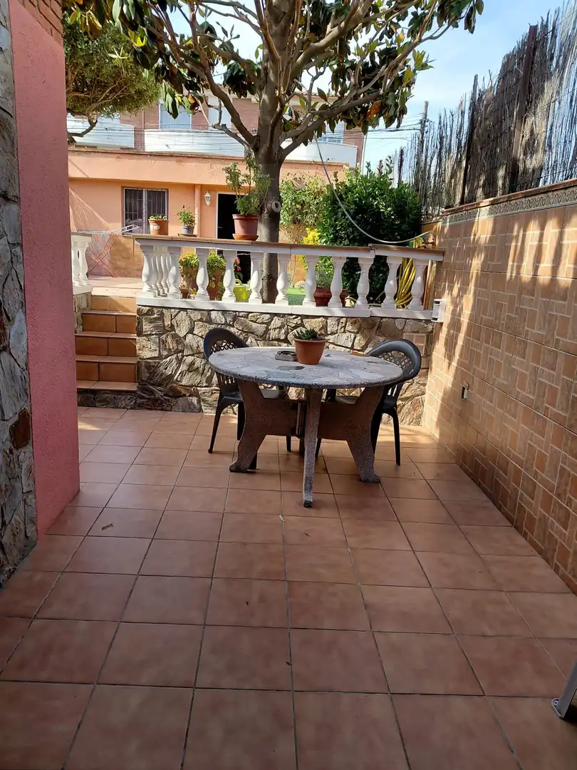 Terrassa de Casa adosada en venda en Parets del Vallès amb Aire condicionat, Calefacció i Piscina