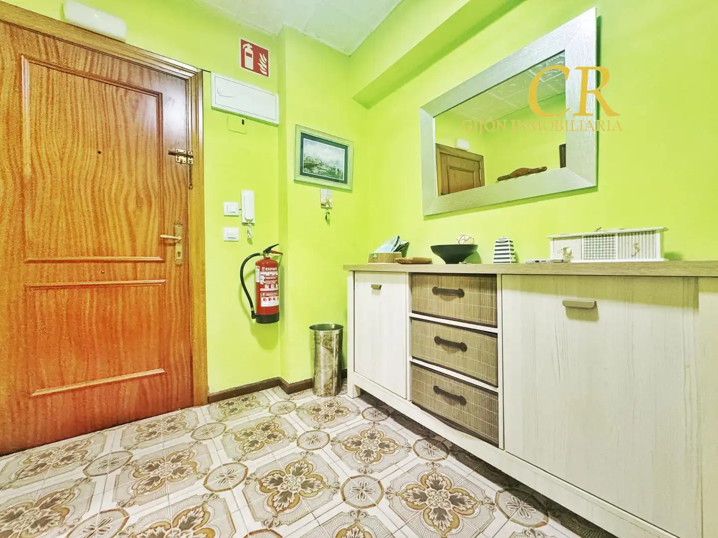 Cocina de Piso en venta en Gijón  con Calefacción, Terraza y Amueblado