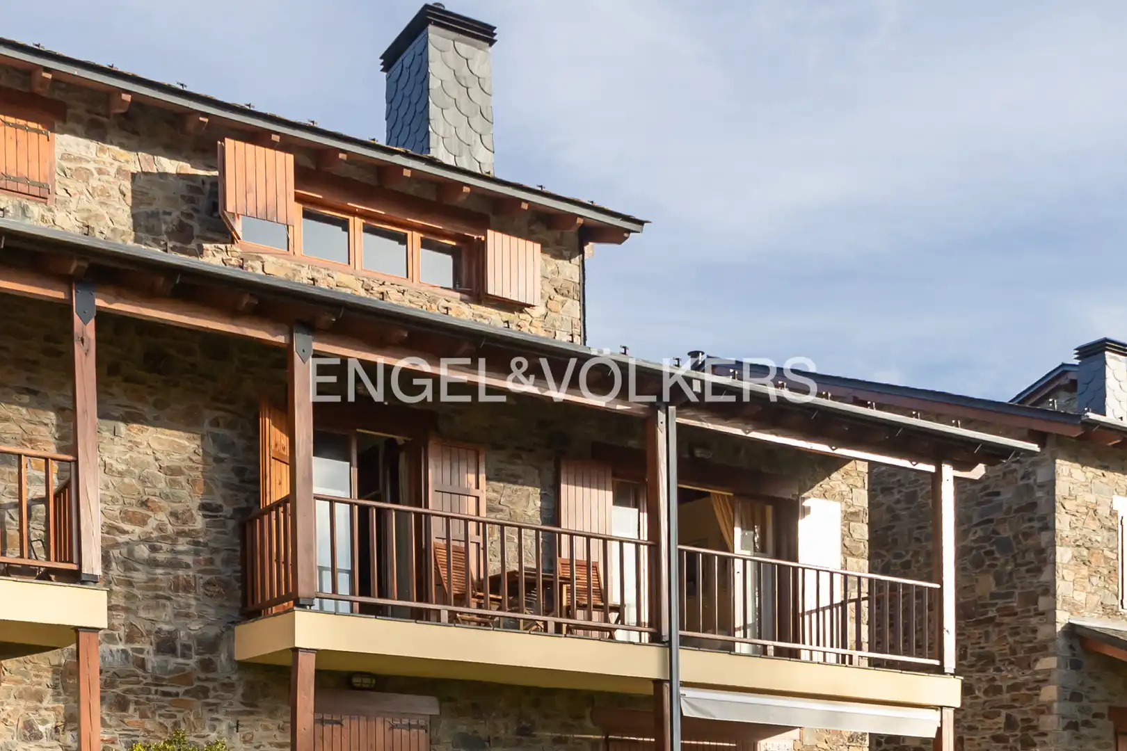 Vista exterior de Dúplex en venta en Fontanals de Cerdanya con Calefacción, Parquet y Terraza