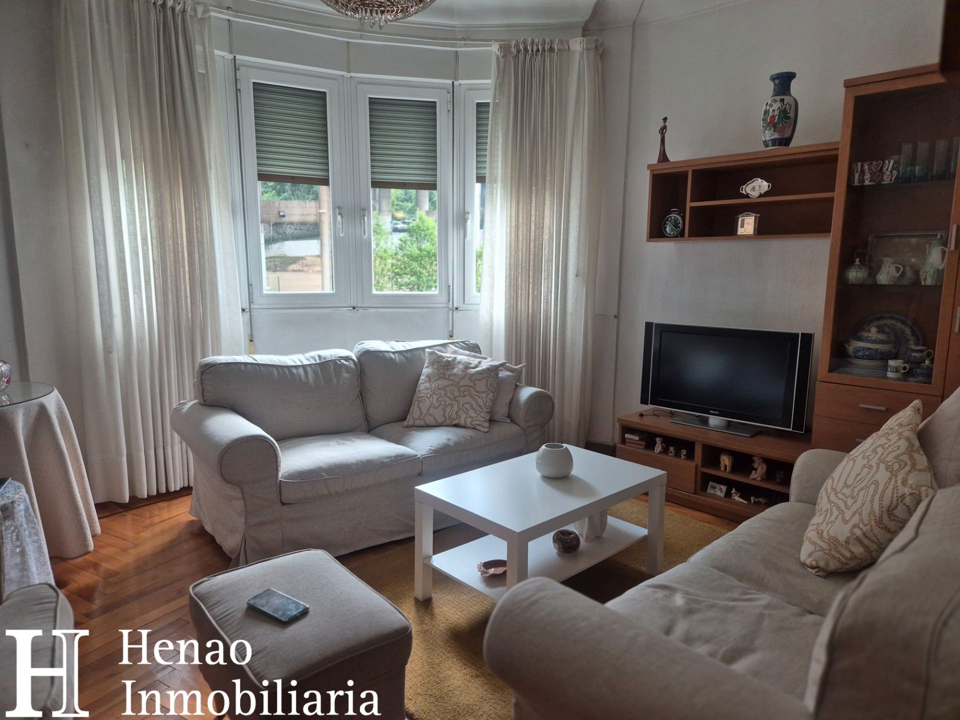 Living room of Flat for sale in Bilbao   with Balcony