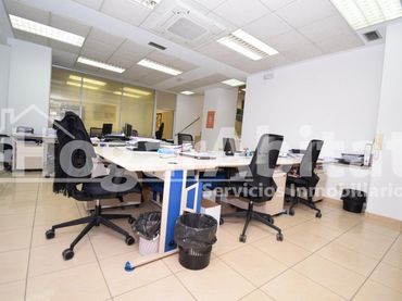 Oficina en venda a Calle GASSET