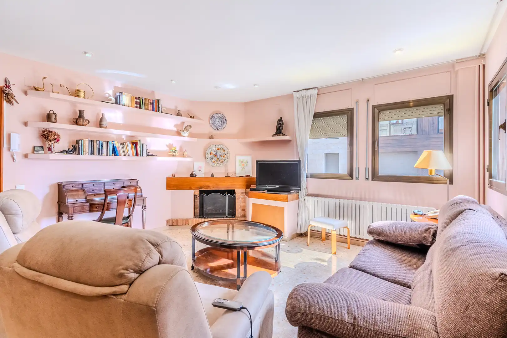 Chalet con terraza en venta en Carrer del Taulí, imagen 2