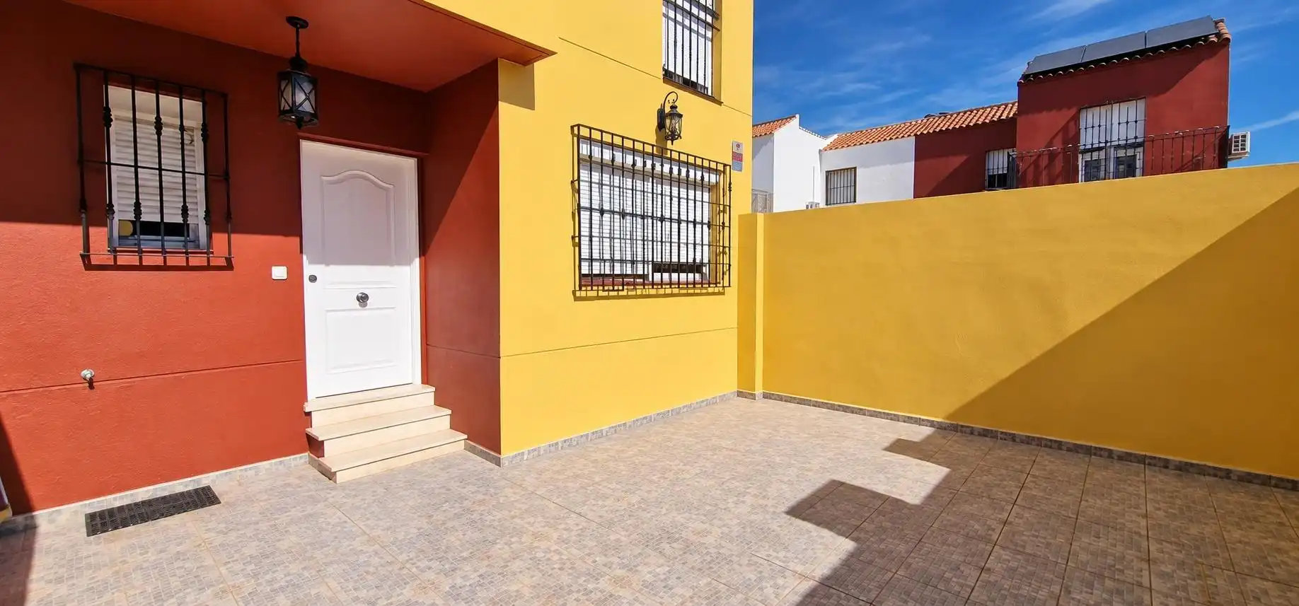 Houses for sale in Umbrete, Sevilla