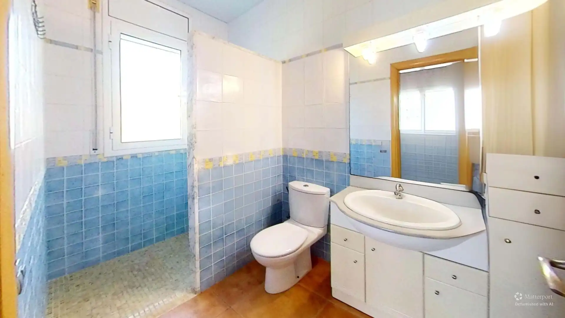 Bathroom of Houses for sale in El Vendrell  with Air Conditioner, Heating and Terrace