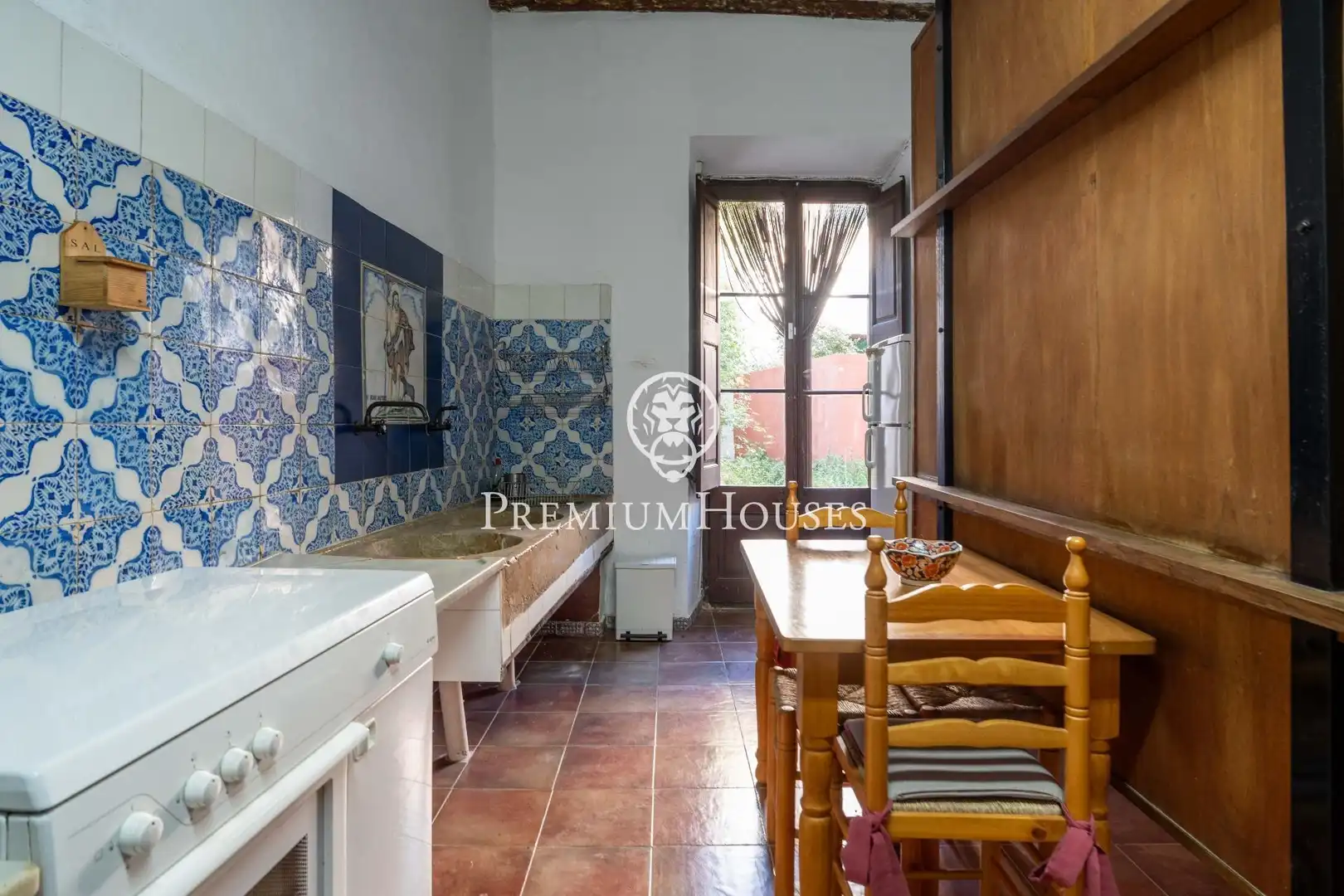 Kitchen of Houses for sale in La Secuita  with Terrace, Storage room and Balcony