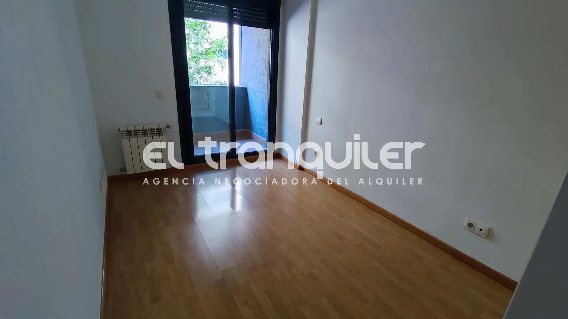 Flat for rent in Calle Tubas, Cuatro vientos