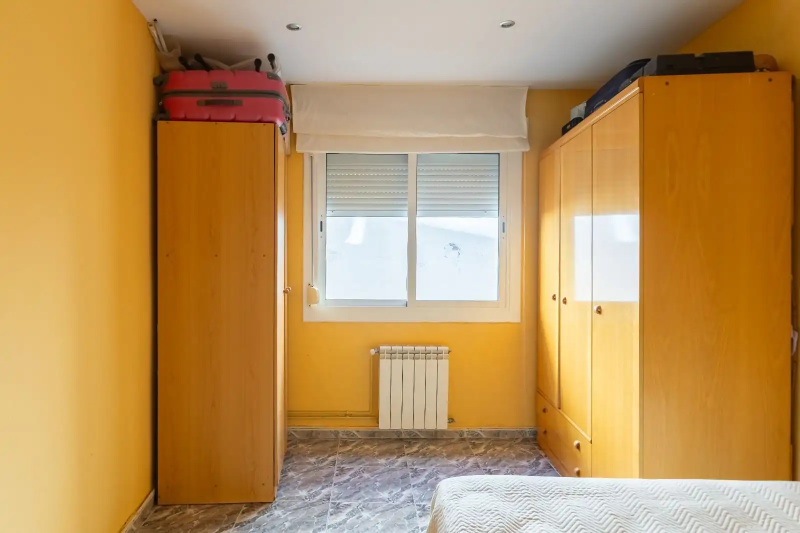 Habitación de Piso en venta en Badalona con Calefacción