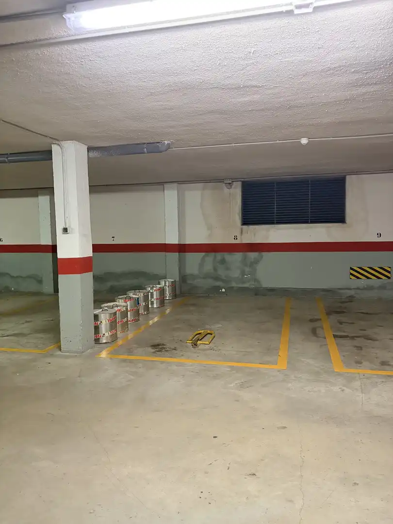 Parking of Garage for rent in Paterna