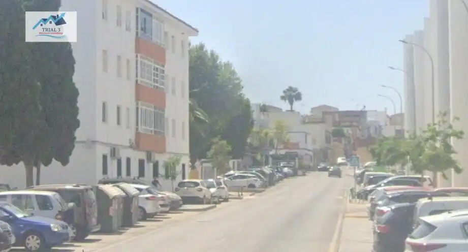 Piso en venta en Calle CAJA DE AHORROS, imagen 2