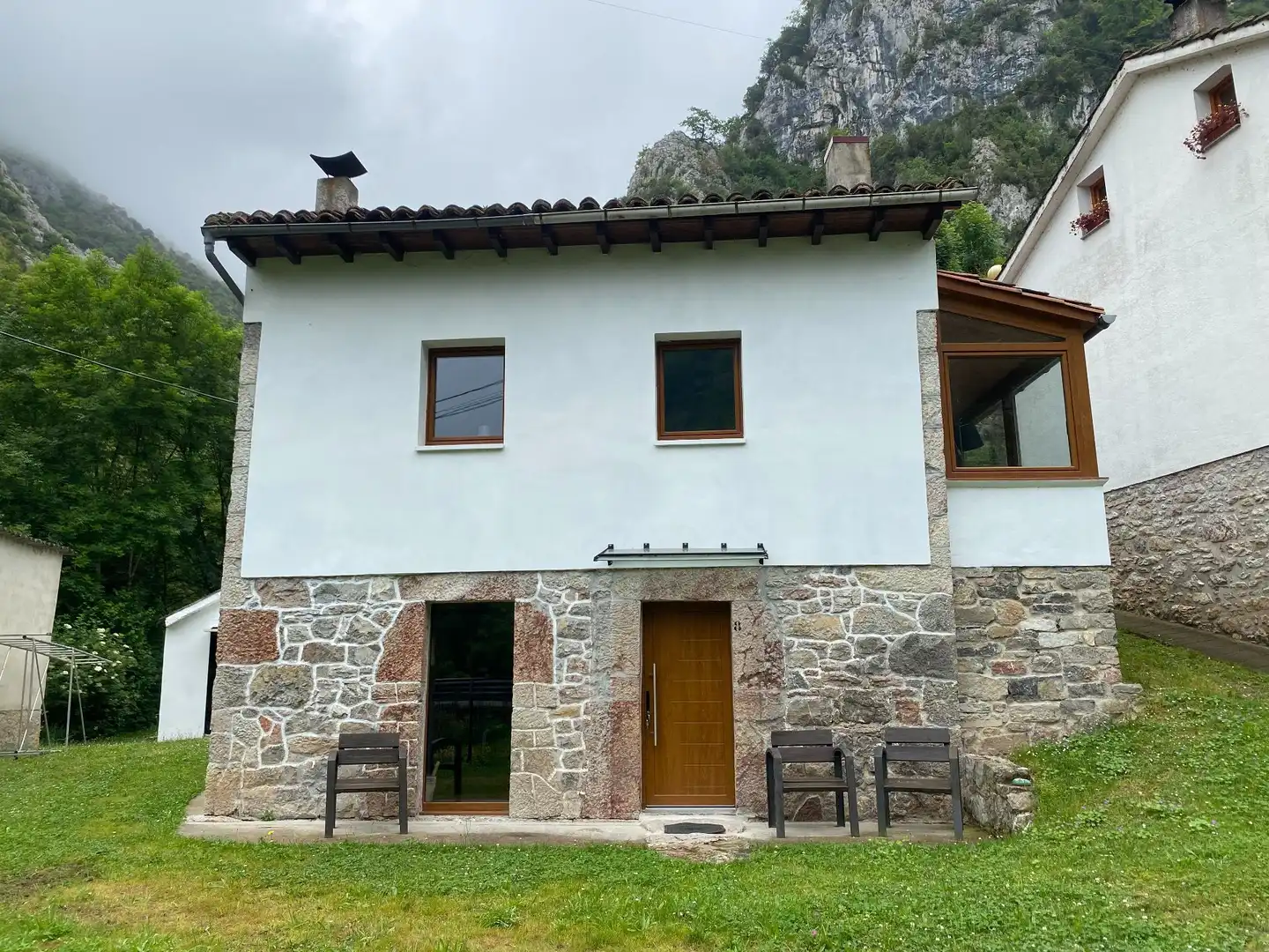 Houses for sale in Ceneya, Amieva