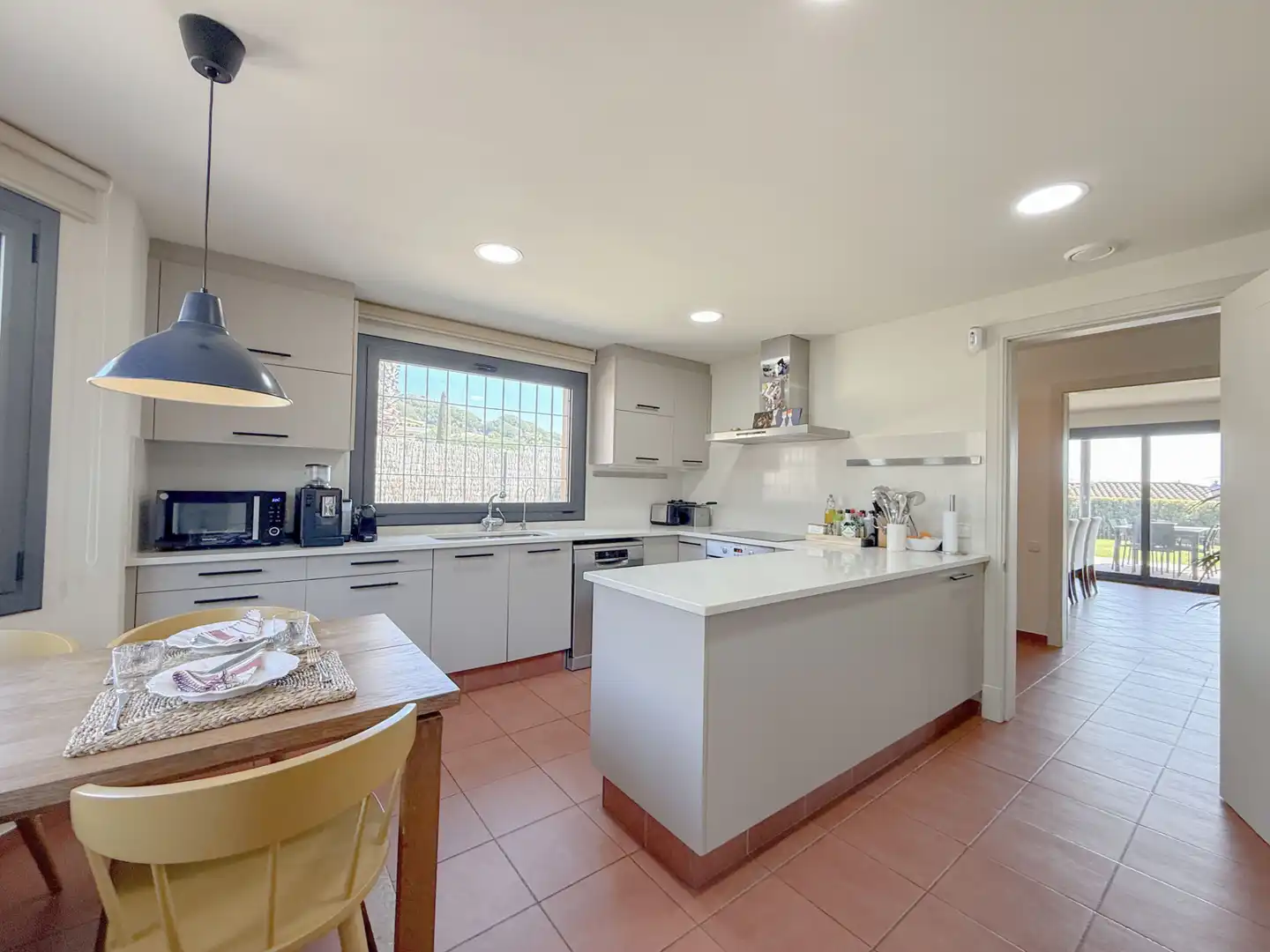 Kitchen of Houses for sale in Sant Vicenç de Montalt  with Air Conditioner, Heating and Private garden