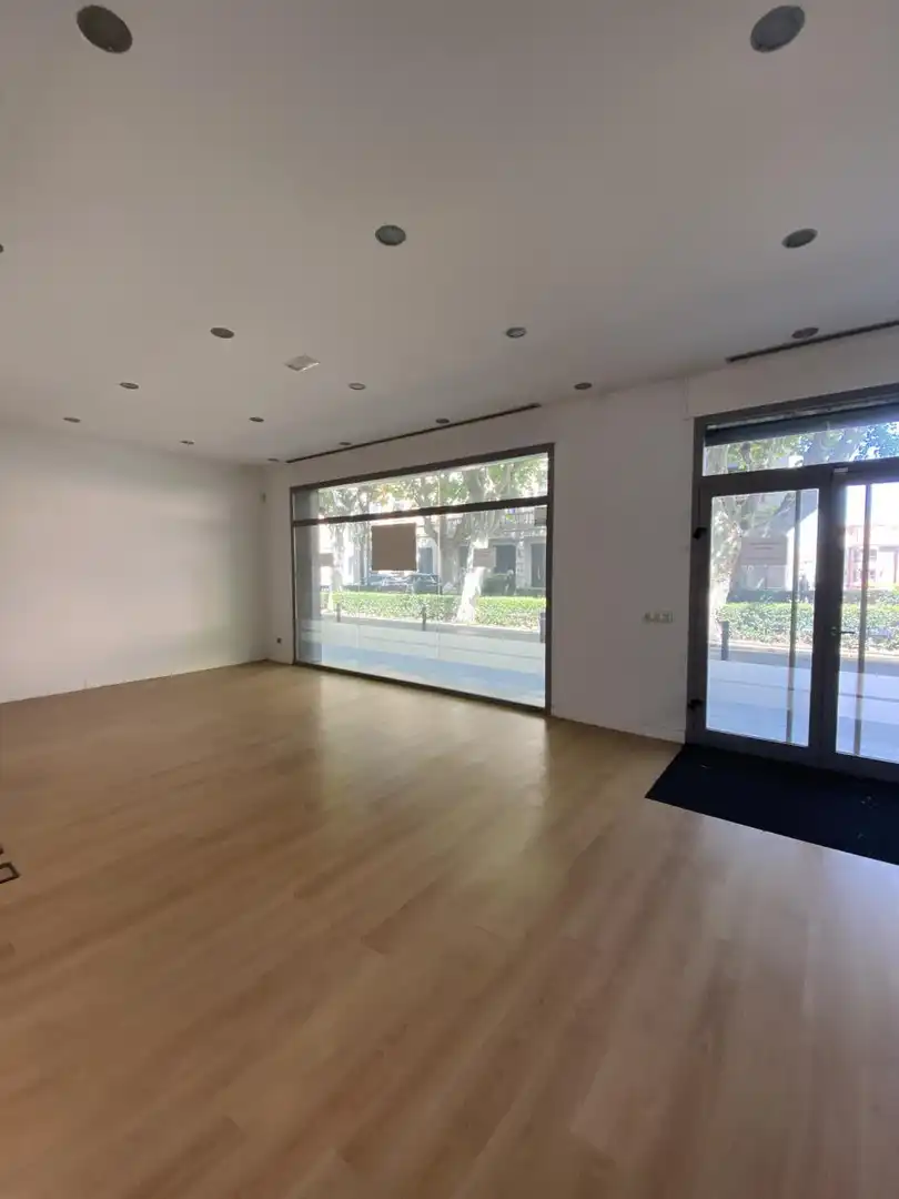 Local de alquiler en Guadalajara con Aire acondicionado