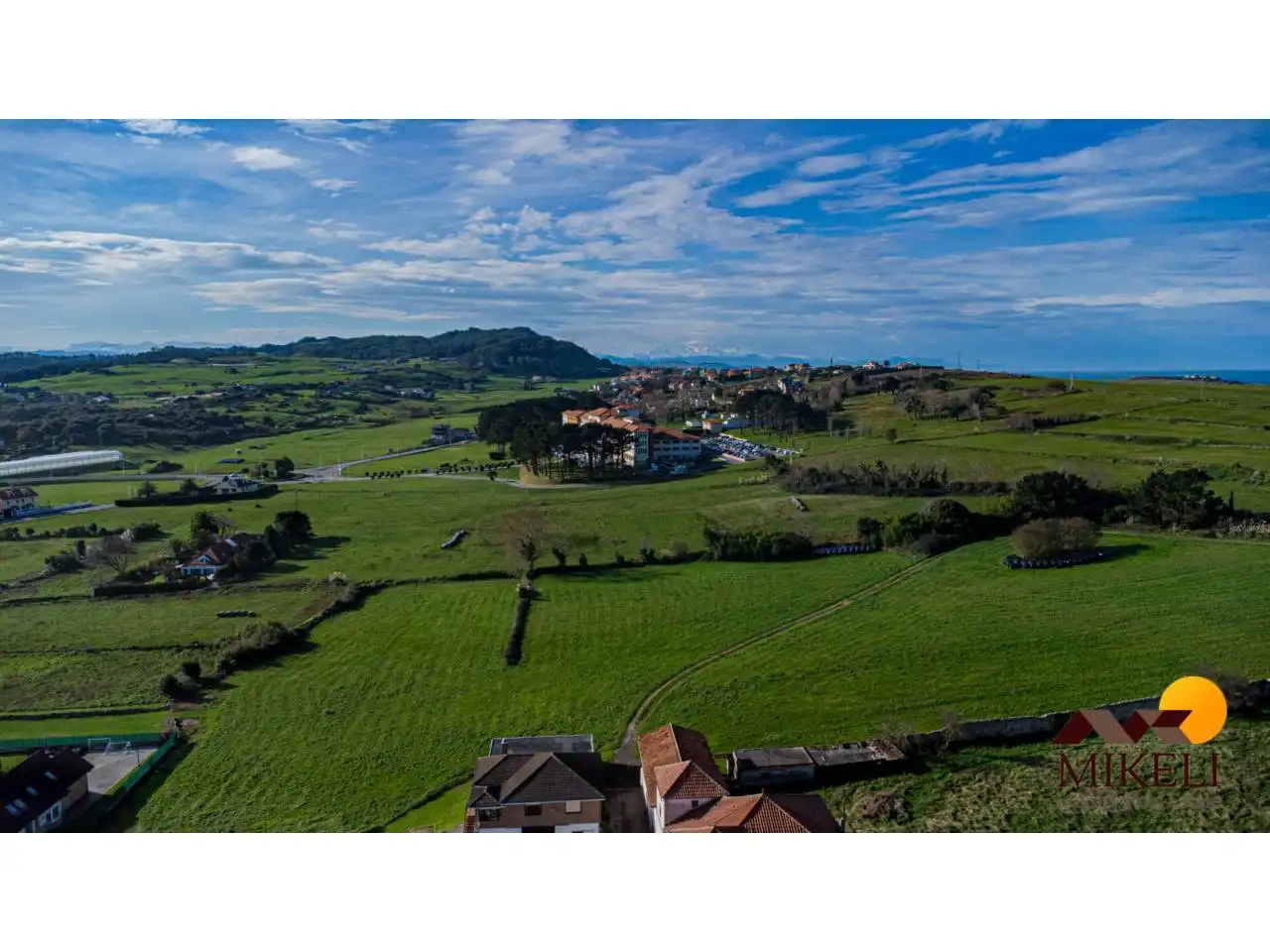 Exterior view of Residential for sale in Santa Cruz de Bezana
