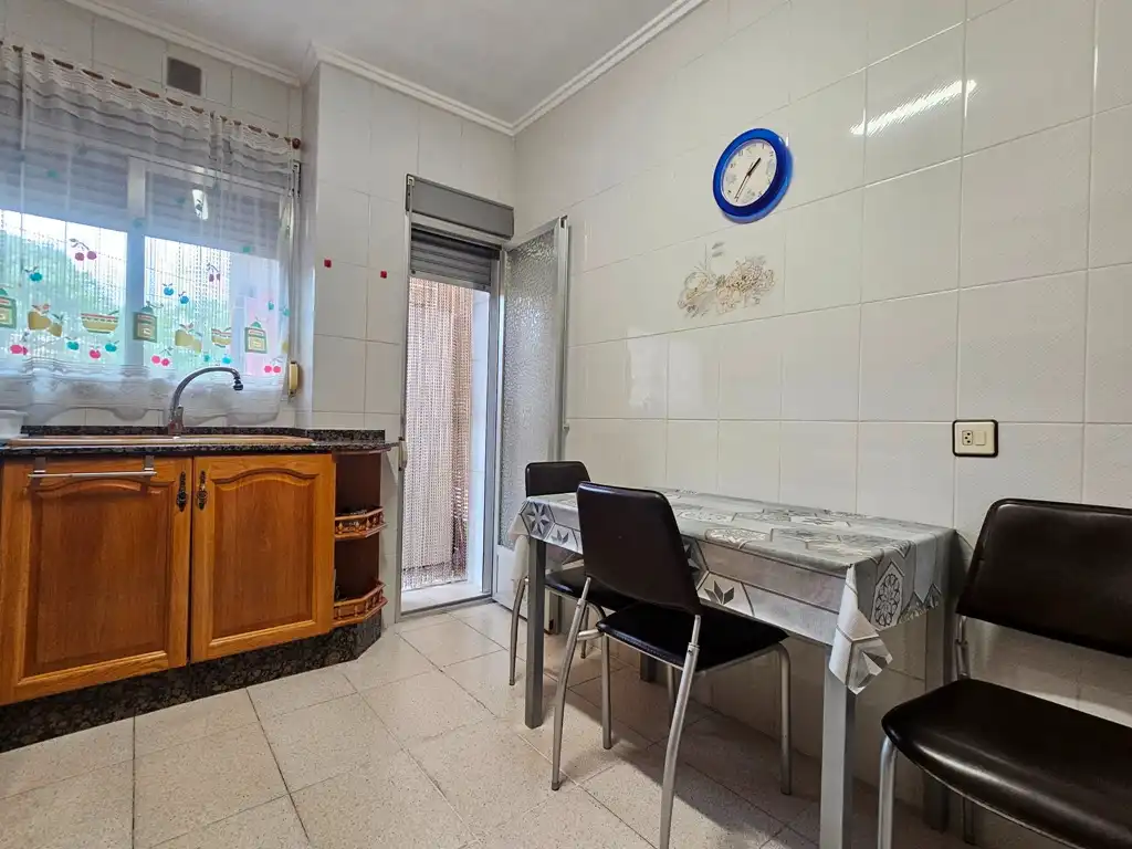 Cocina de Piso en venta en L'Eliana con Balcón y Internet
