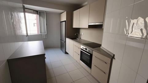 Foto 5 de Piso en venta en  Portal de Legutiano, El Anglo, Vitoria - Gasteiz