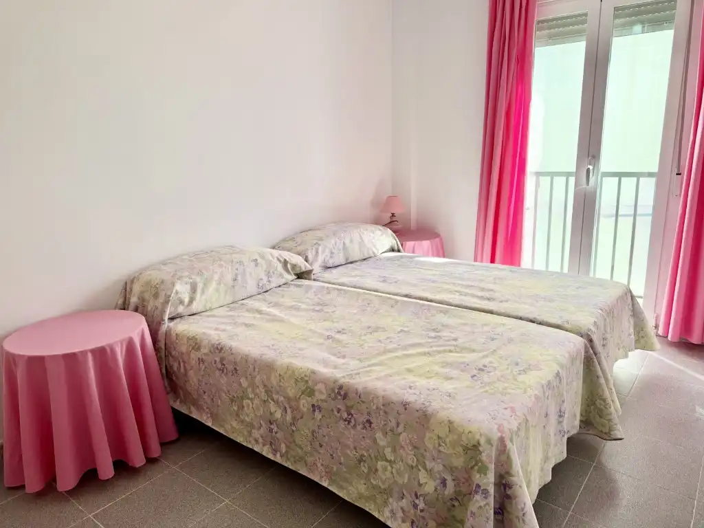 Dormitori de Casa o xalet en venda en Vélez-Málaga amb Terrassa i Balcó