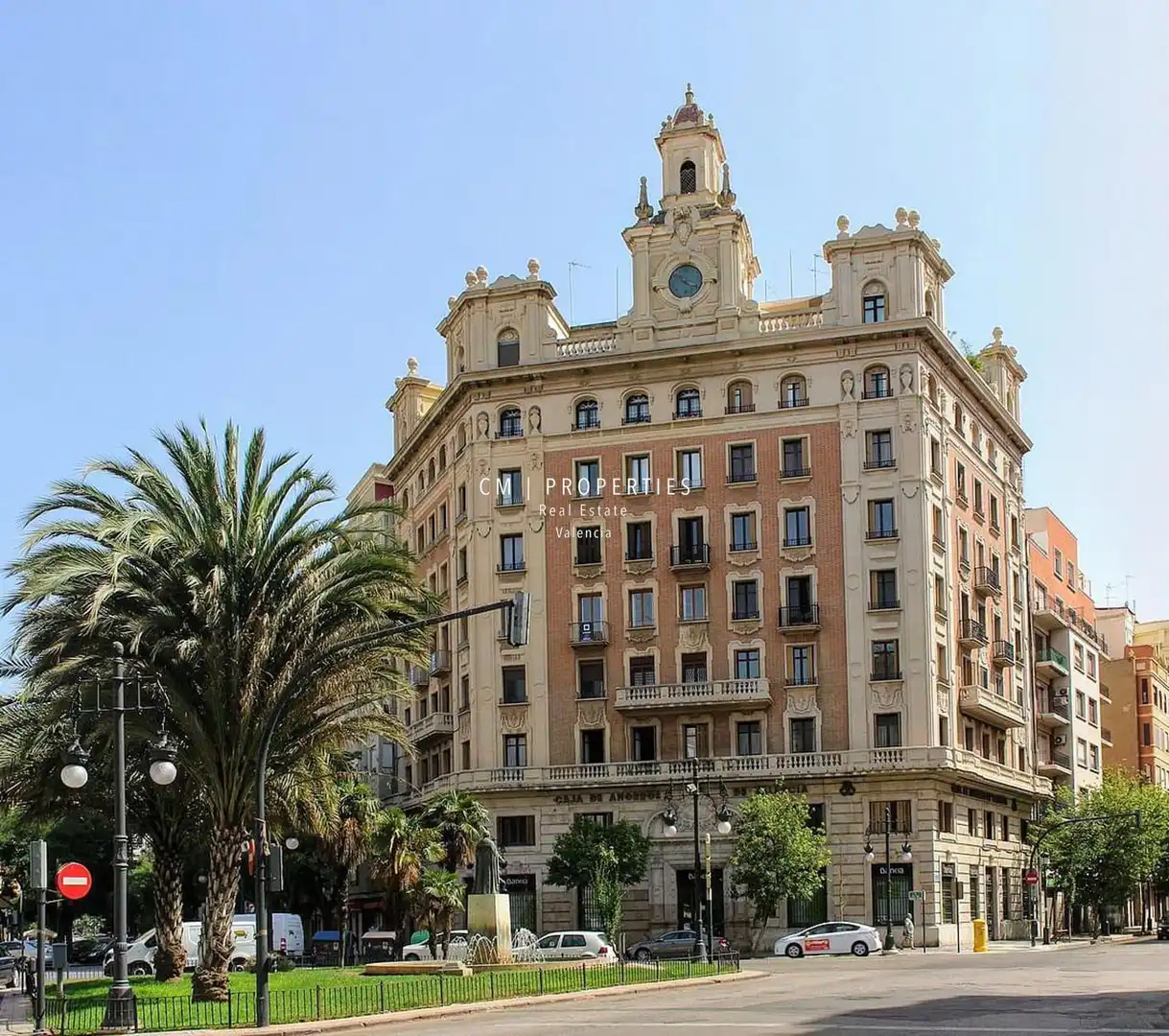 Exterior view of Flat for rent in Valencia  with Air Conditioner, Heating and Terrace