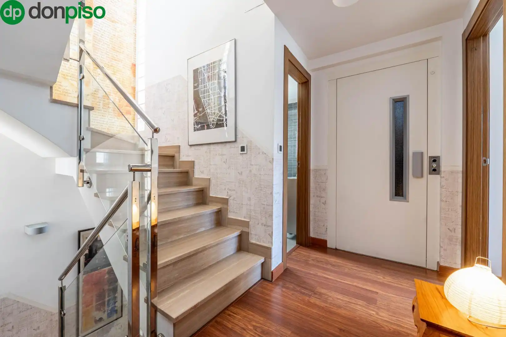 Einfamilien-Reihenhaus zum Verkauf in Granada mit Klimaanlage und Terrasse