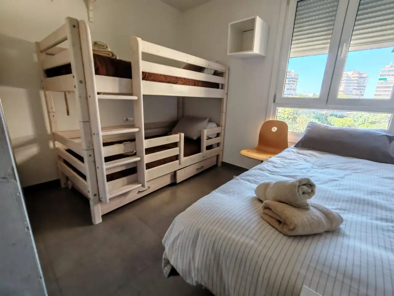 Flat for rent in Avenida de Playamar, Playamar - Benyamina