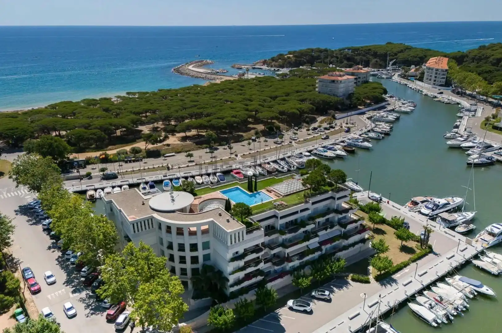 Pis amb piscina en venda a Avenida Avinguda Verona Terol