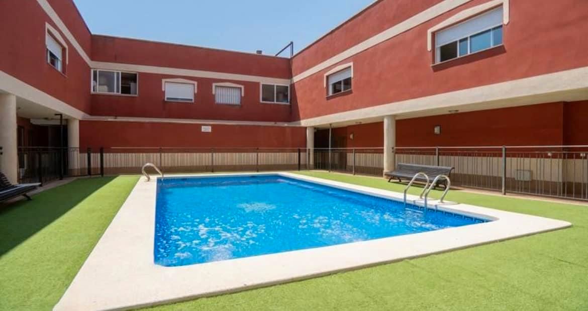 Piscina de Pis en venda en Las Torres de Cotillas amb Aire condicionat, Traster i Moblat