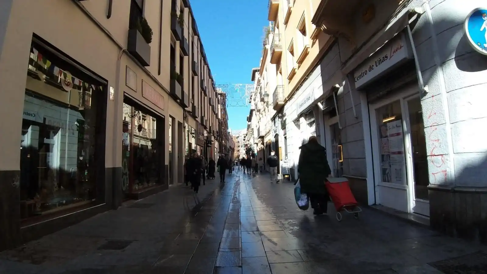 Außenansicht von Garage zur Miete in Granada