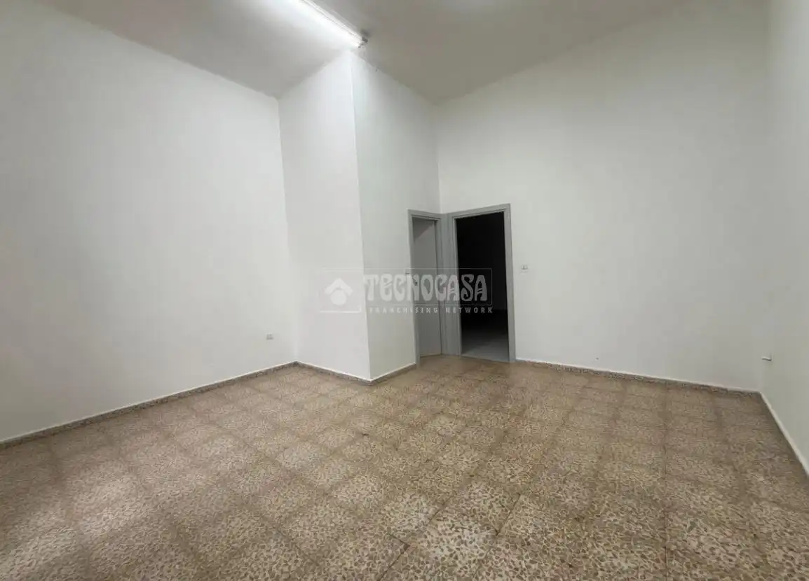 Local comercial en venda a C. Carril del Conde, imagen 6