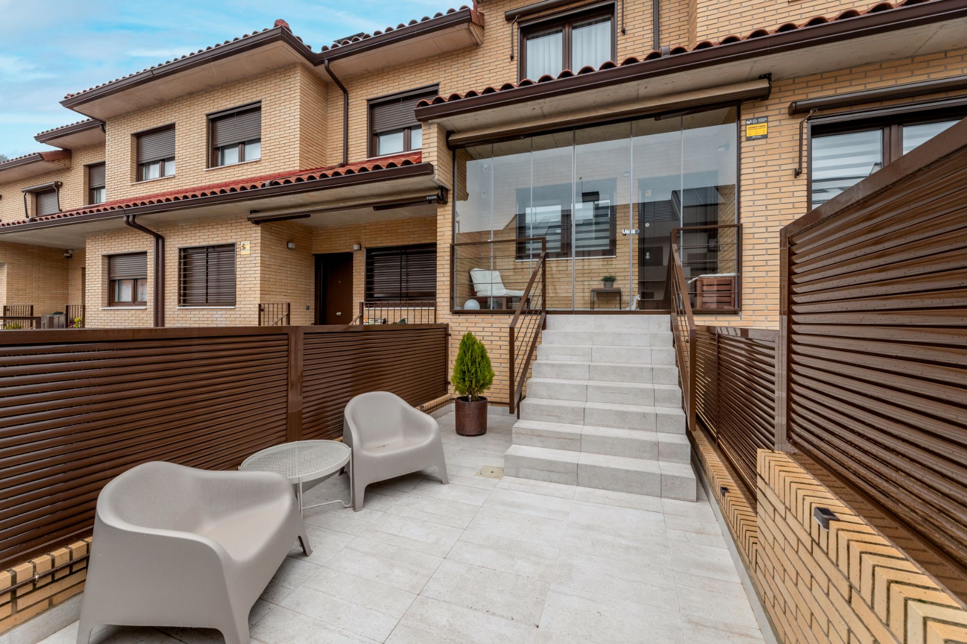 Terrassa de Casa adosada en venda en Navalcarnero amb Calefacció, Jardí privat i Piscina