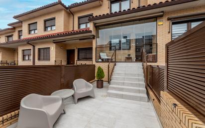 Terrace of Single-family semi-detached for sale in Navalcarnero  with Heating, Private garden and Swimming Pool