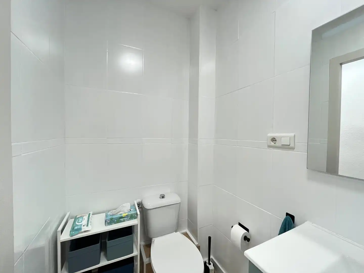 Bany de Pis en venda en Amposta amb Parquet, Terrassa i Balcó
